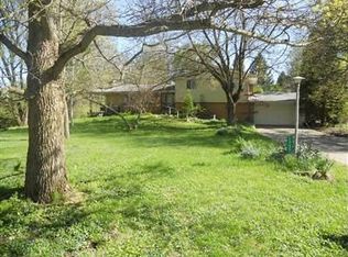 1755 Southview Dr, Yellow Springs, OH 45387