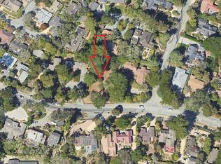 3387 Ocean Ave, Carmel, CA 93923