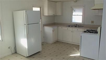 2nd image of 1108 E Willcox Ave
