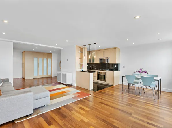 1311 Brightwater Avenue image 1 of 16