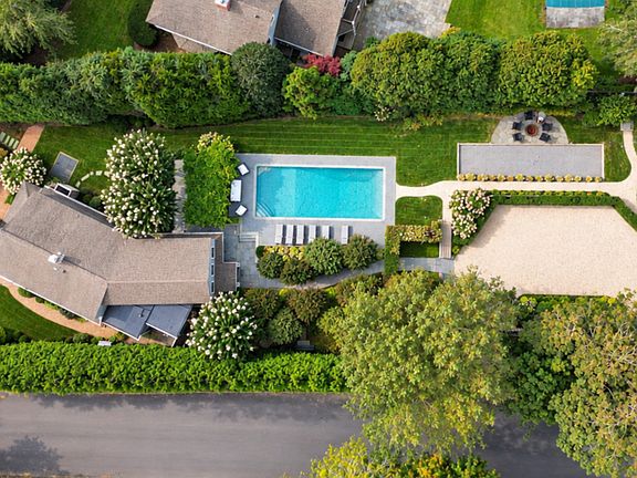 2nd image of 7 Miller Ln