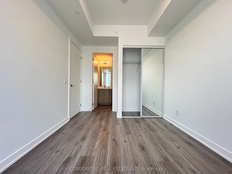 100 Queen St E #2701 — Photo 6