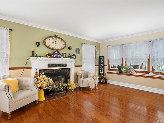 5th image of 2563 Milburn Avenue