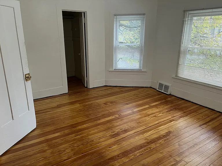 506 Emmet St #2 — Photo 8