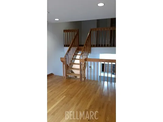 Rented by Bellmarc Realty | media 15