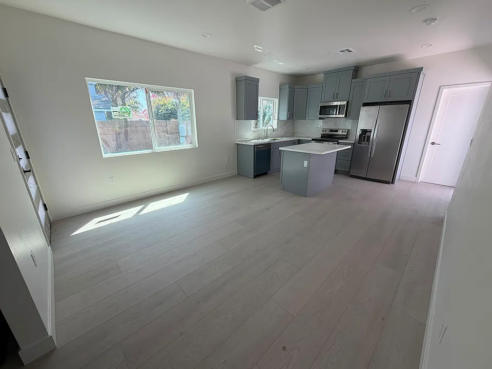 16302 Mount Nimbus St
