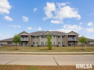 440 E Franklin St, Eldridge, IA