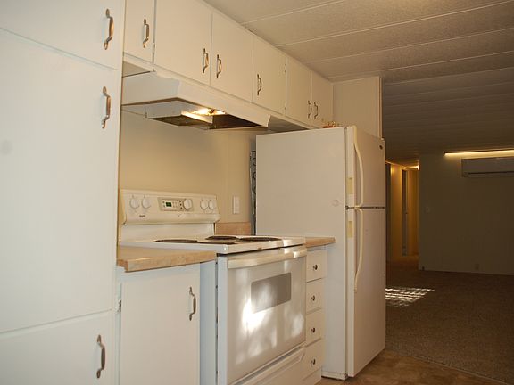 4th image of 19868 Division Ave NE