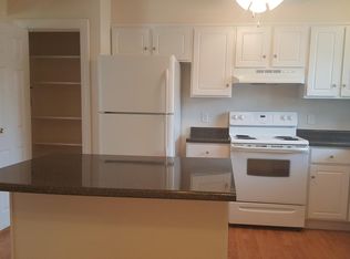 200 Ripple Ln, North Kingstown, RI 02852