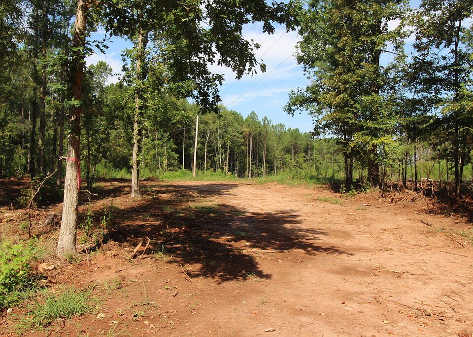1st image of 887 Old Greenwood Hwy