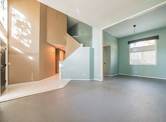 3rd image of 4712 NE 138th St