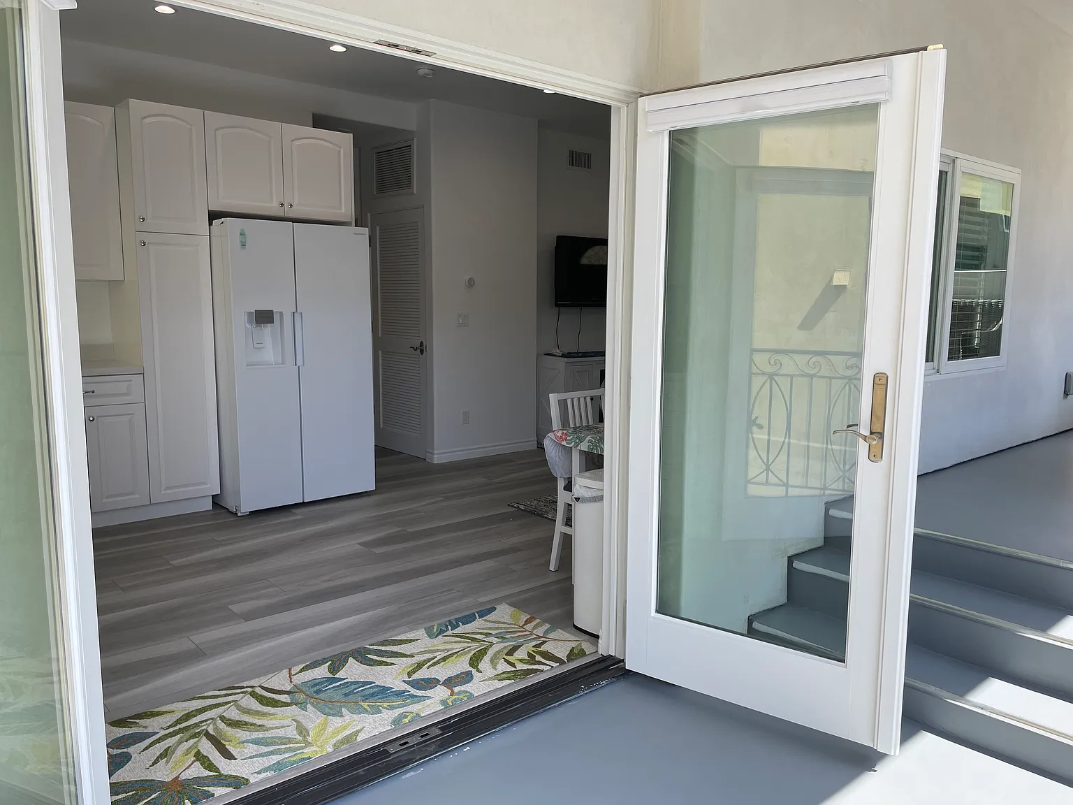 2 bed, 1000 sqft, $6,500 — Photo 4