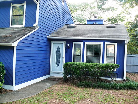 2nd image of 4803 Nevilly Way