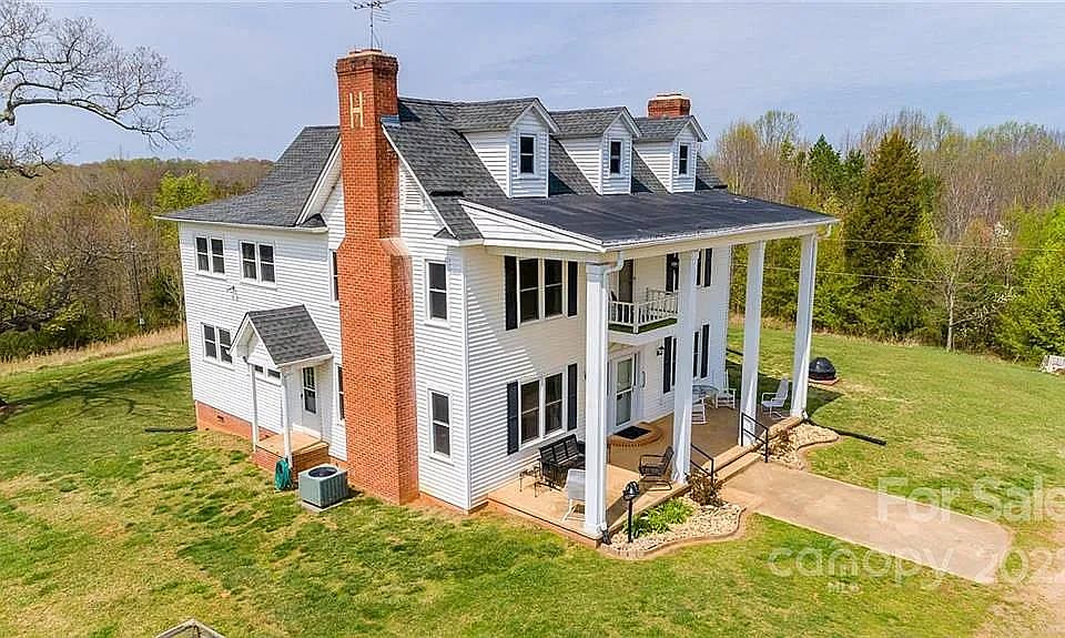 1st image of 707 Shea Rd