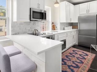 316 W 11th St #2R, New York, NY 10014