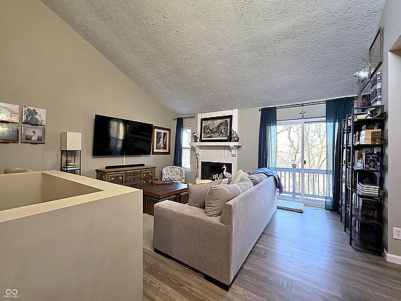 5th image of 148 Sugarwood Ln