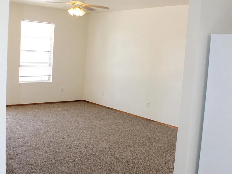 2125 S Espina St #7 — Photo 8