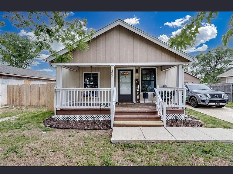 342 S Illinois St — Photo 11