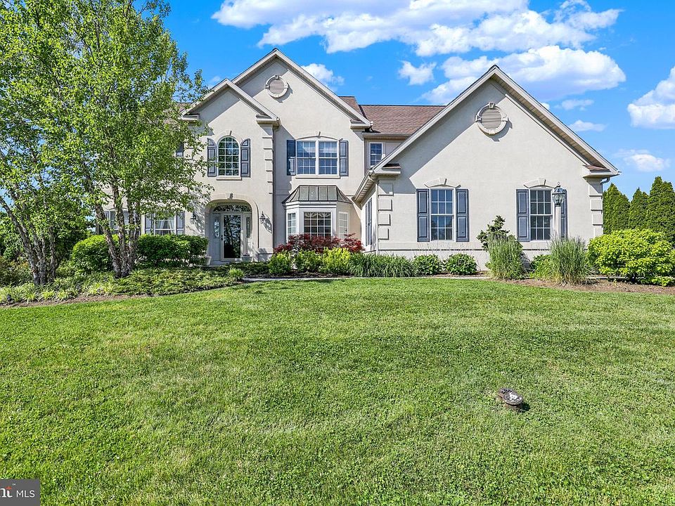 1st image of 3364 Harwood Ln