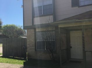 11607 Capotillo St APT 2, San Antonio, TX 78233