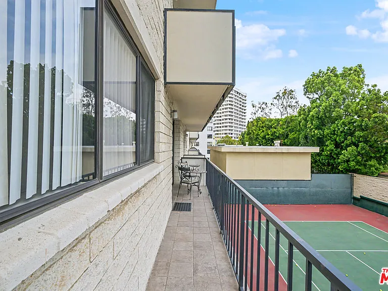 10535 Wilshire Blvd #510 — Photo 30