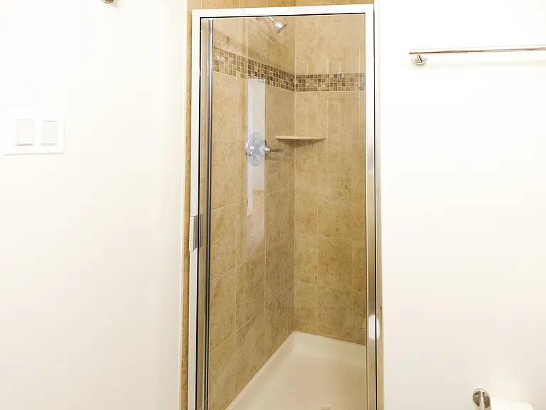 1521 Margaret Ct — Photo 26