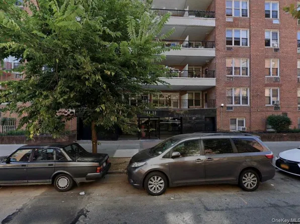 14430 Roosevelt Avenue #104, Flushing, NY 11354