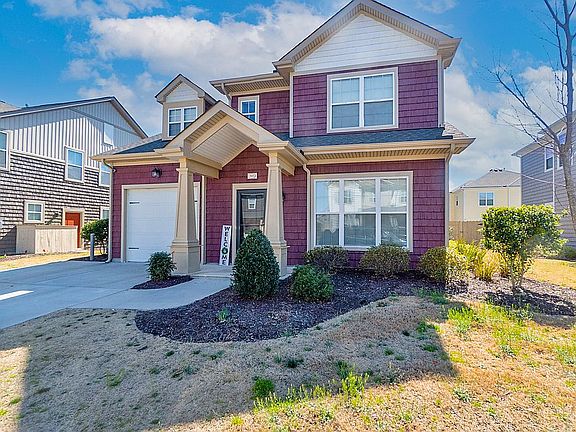 3rd image of 505 Esterview Ln