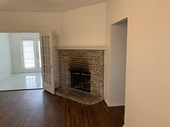 3rd image of 6403 Nellie Dr