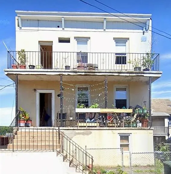 36 Martin Pl #2 — Photo 1