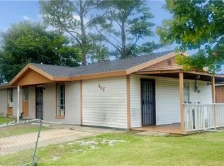 355 Azalea Dr, Westwego, LA 70094