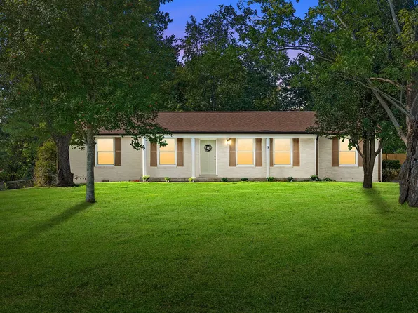 122 Johnson Cir, Clarksville, TN 37040