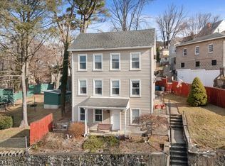 11 Chambers St, Phillipsburg, NJ 08865