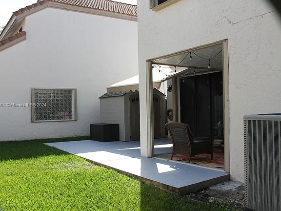 5th image of 1710 NW 107th Way