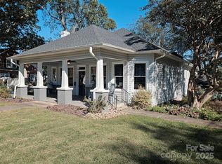 355 S College Ave, Newton, NC 28658