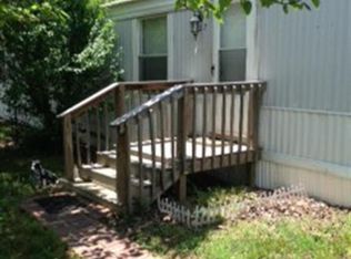 1227 Day Rd, Walnut Shade, MO 65771