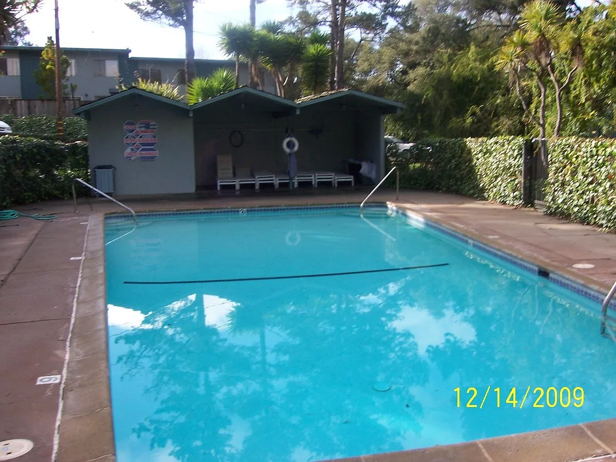 600 Cabrillo Park Ct #27 photo 1