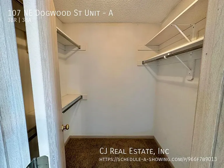 107 NE Dogwood St #A — Photo 9