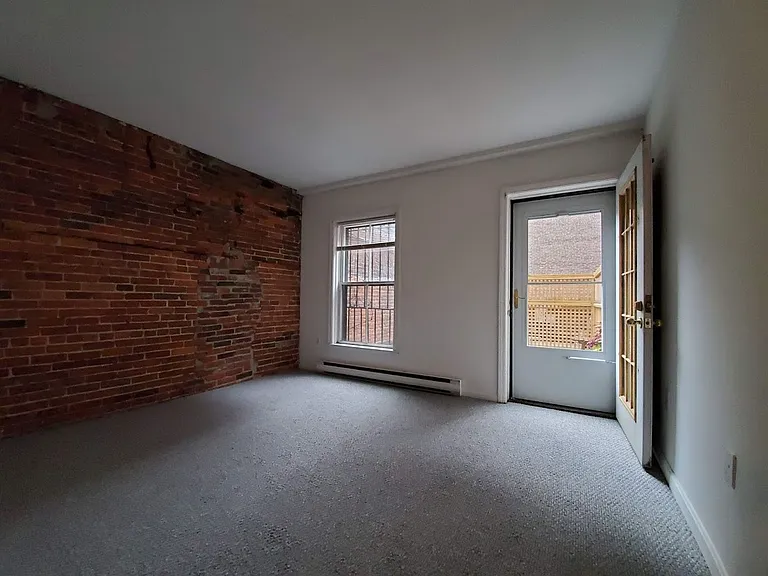 1750 Washington St #8 — Photo 9