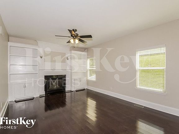 3rd image of 7834 Sagebrook Ct