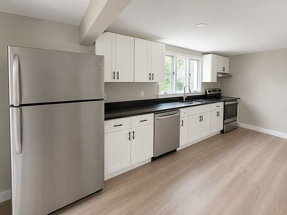 2nd image of 238 Main St #2