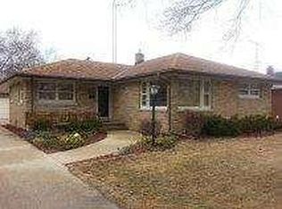 7926 20th Ave, Kenosha, WI 53143