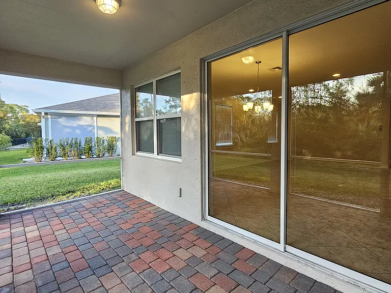 3141 Amadora Cir — Photo 23