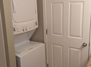 11236 NE Oregon St #B, Portland, OR 97220