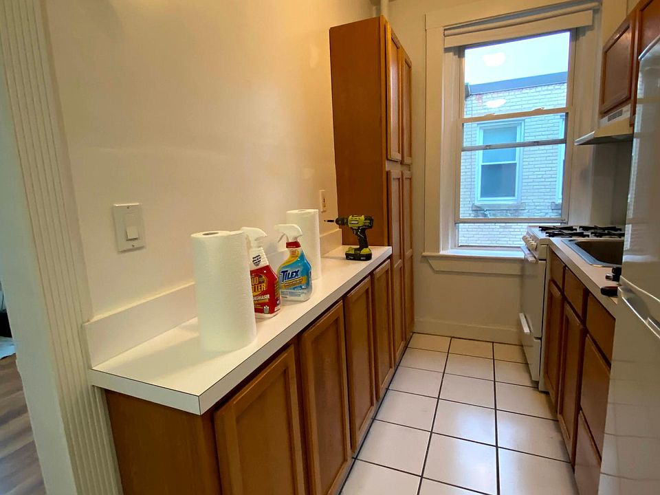 2nd image of 100 Braintree St #15