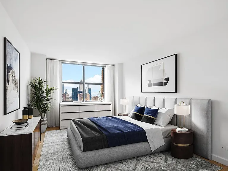 45 W 60th St #35B — Photo 3