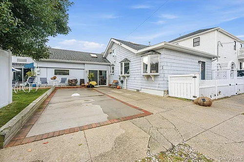 1 Bellmore Ave Photo 1
