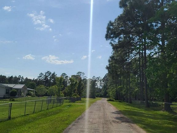 5th image of 104 N Janet Dr