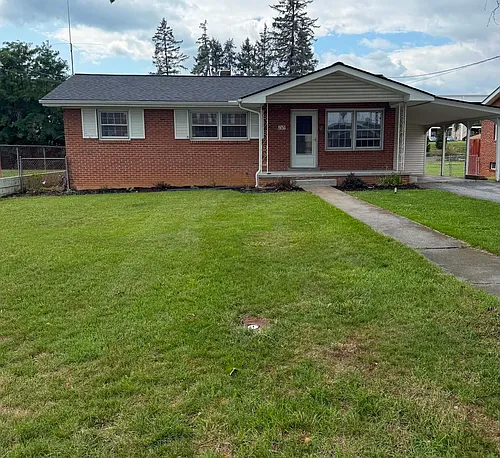 2329 Wilson Blvd Photo 1