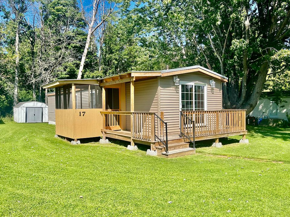 1st image of 17 Stony Acres Dr